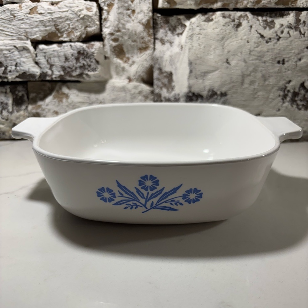 Vintage Corning Ware Blue Cornflower 1 Quart Casserole Dish
